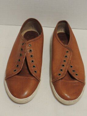 Frye Shoes Woman Size 6 Brown Outdoor Travel Vacation Cruiseship Resort Shoes